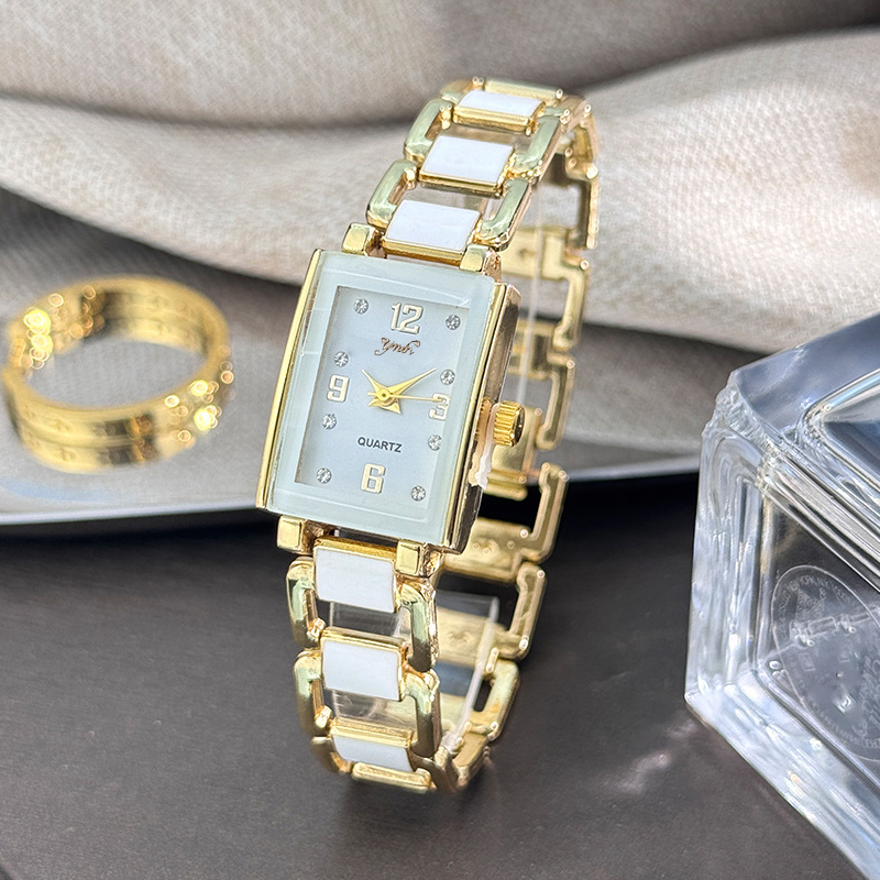 Lux Watch - Fashion Watch for Women Version Luxury