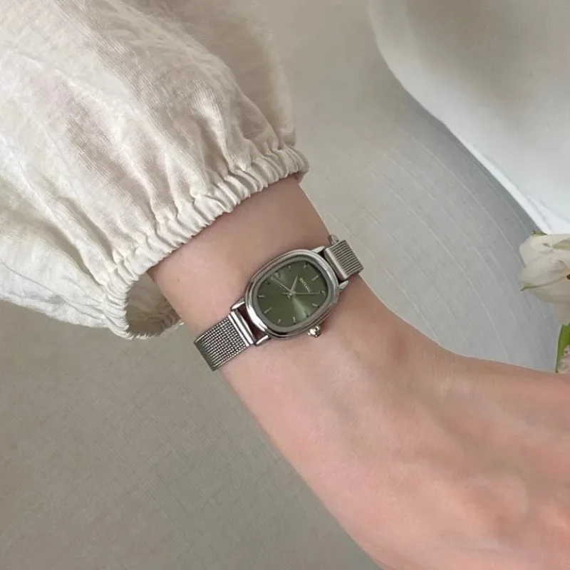 Luxury Women'S Watch - Small Oval Dial Green Watch Simple