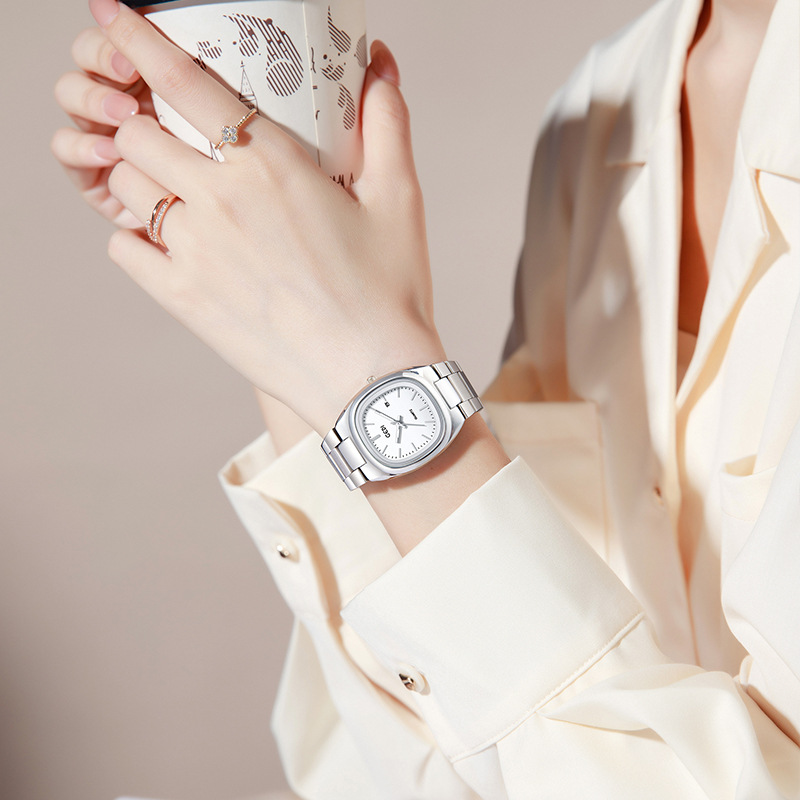 UTHAI CQ361 Fashionable Women  - Lux Watch recension och pris