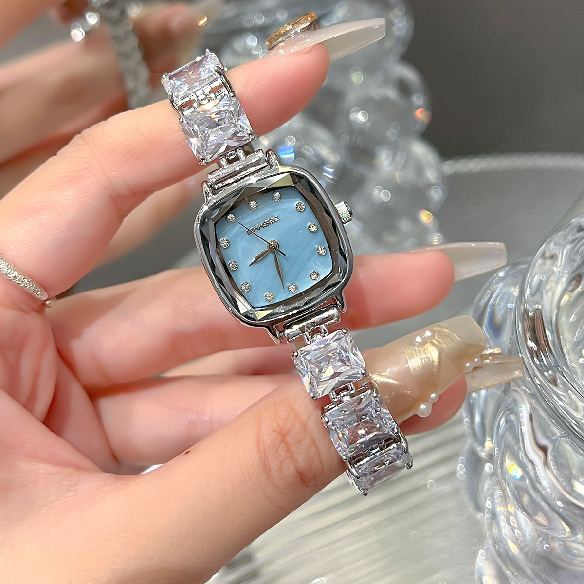 2025 High-end Women Watch Diam - Lux Watch recension och pris