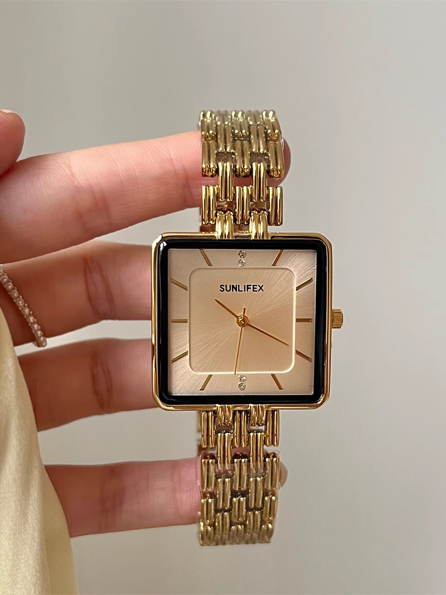 Retro Hong Kong style large di - Luxury Watch In Hong Kong recension och pris