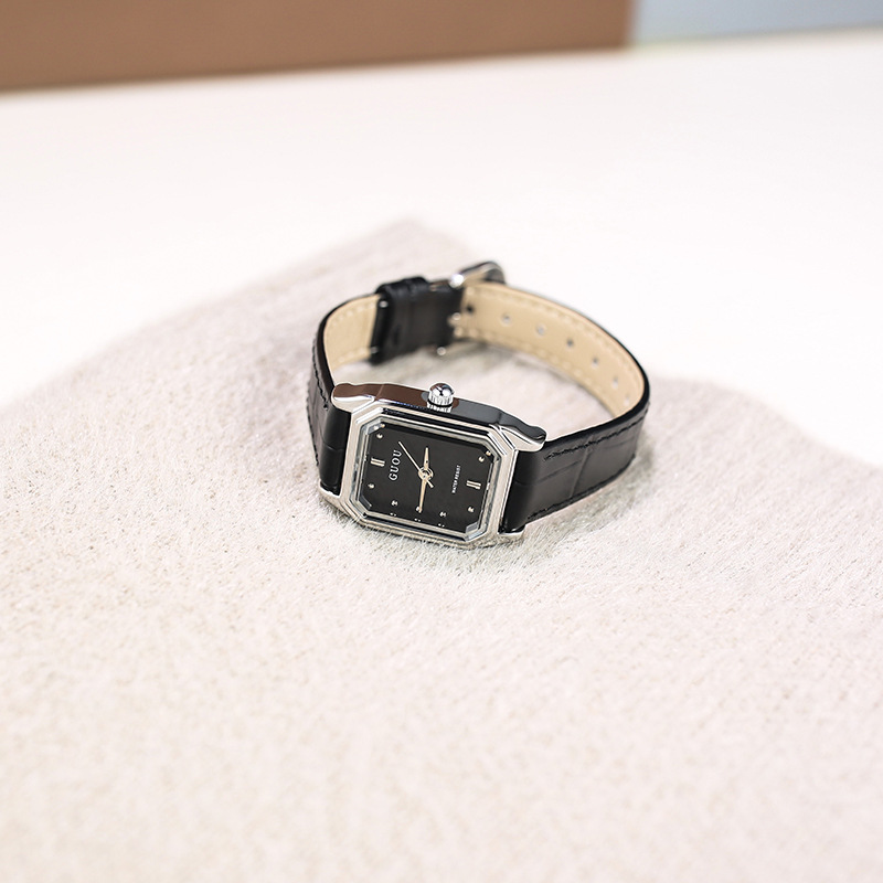 New Classic, Vintage, Hong Kon - Luxury Watch In Hong Kong recension och pris