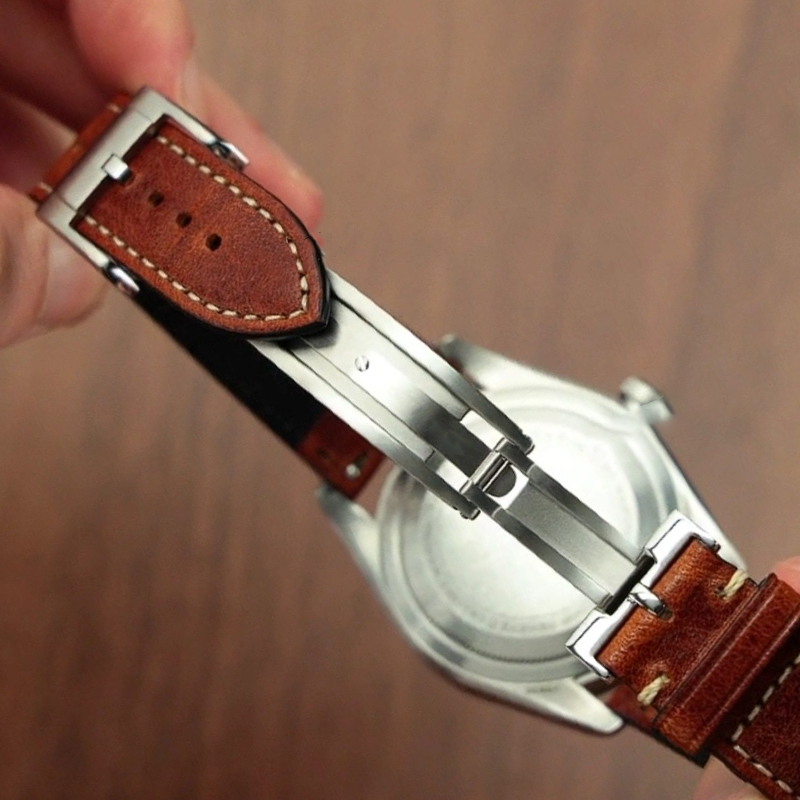 NEW Luxury Deployant Clasp 16m - Quiet Luxury Watch recension och pris